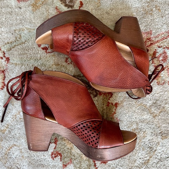 Free People Revolver Clog - Picture 10 of 10